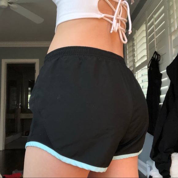 nike athletic shorts - Picture 2 of 4